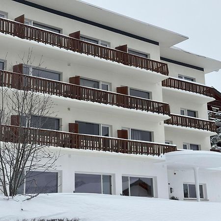 Crans Montana Suites Bagian luar foto