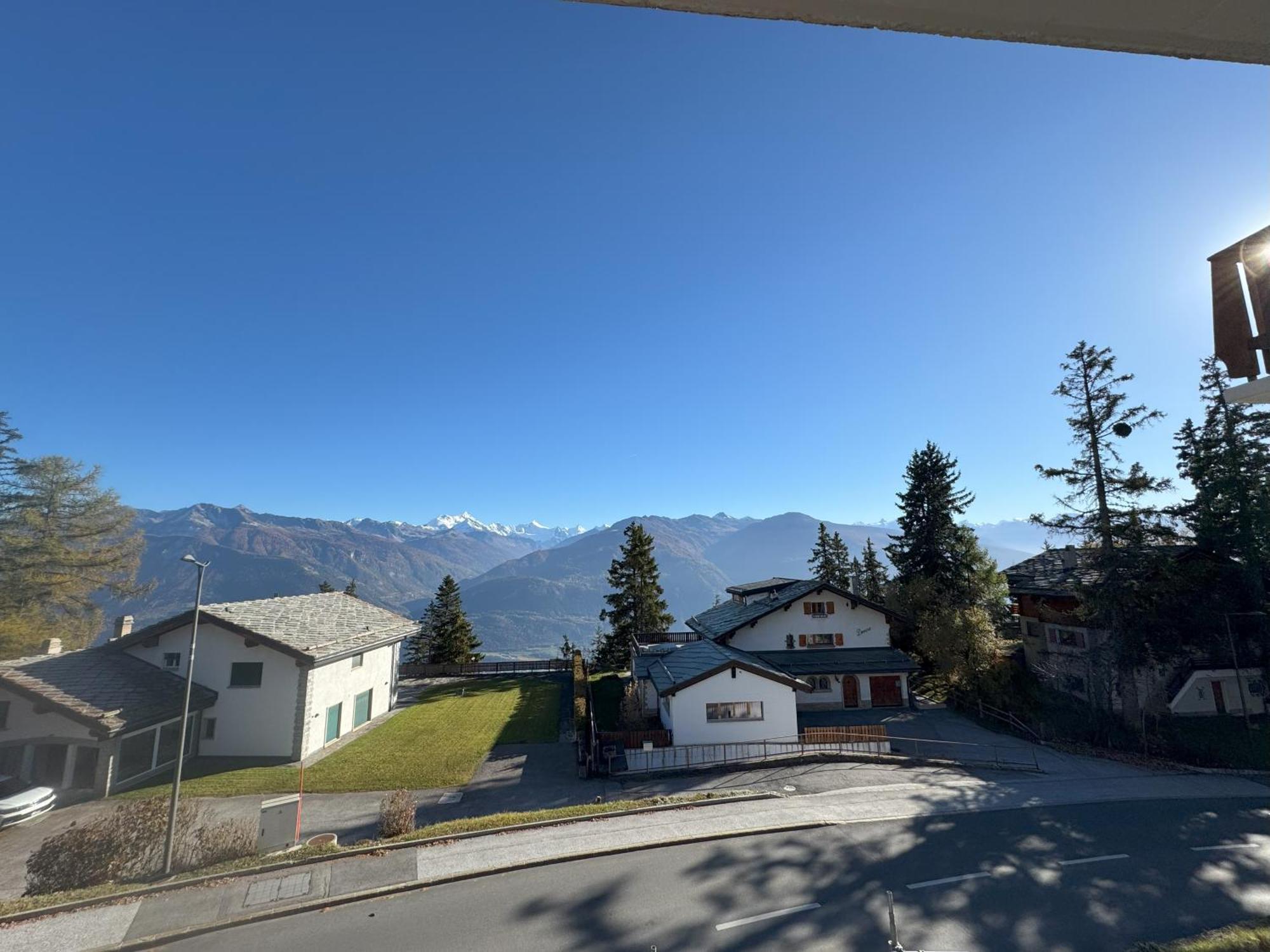 Crans Montana Suites Bagian luar foto